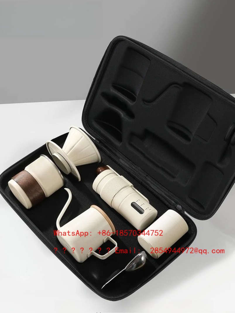 Set per Caffè Macinato a Mano  - Coffee Equipment For Camping recensione e prezzo
