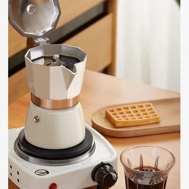 Caffettiera Moka a fondo tondo - Coffee Equipment Pour Over recensione e prezzo
